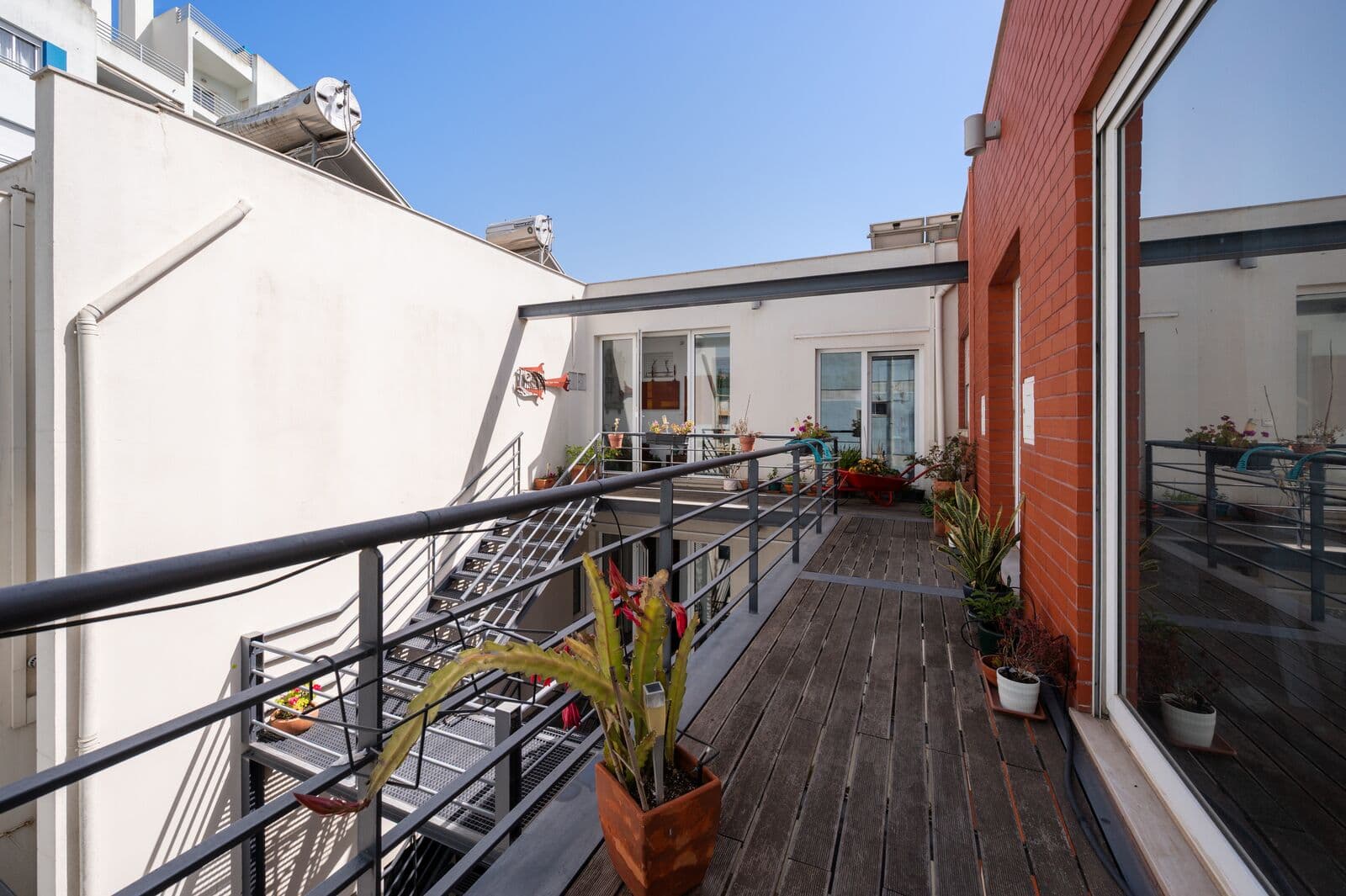 Apartamento T2 + 1 com 200m2 - Imagem 31