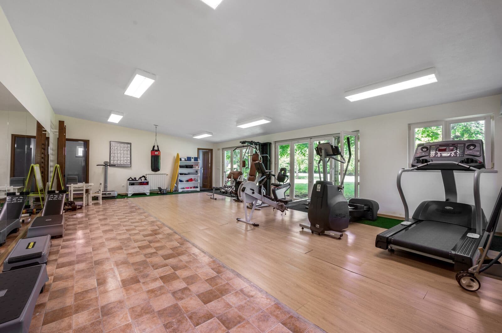 Moradia T6 com piscina, Setubal - Imagem 36