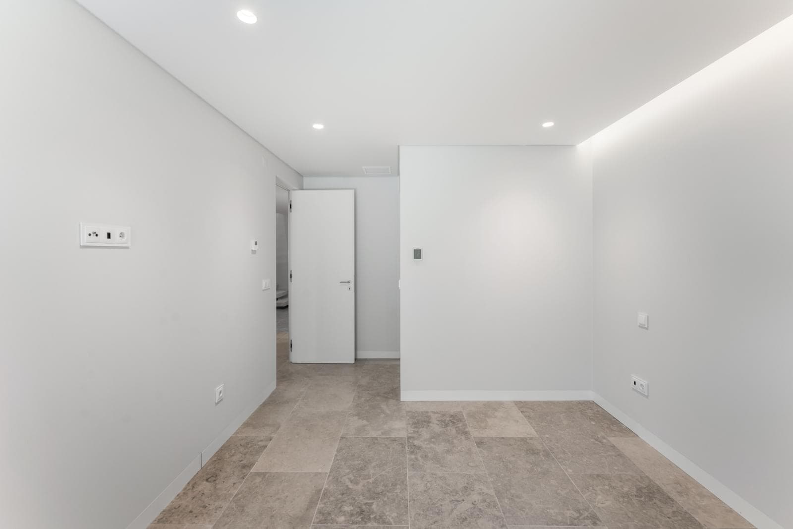 Moradia T4 com piscina, Cascais - Imagem 14