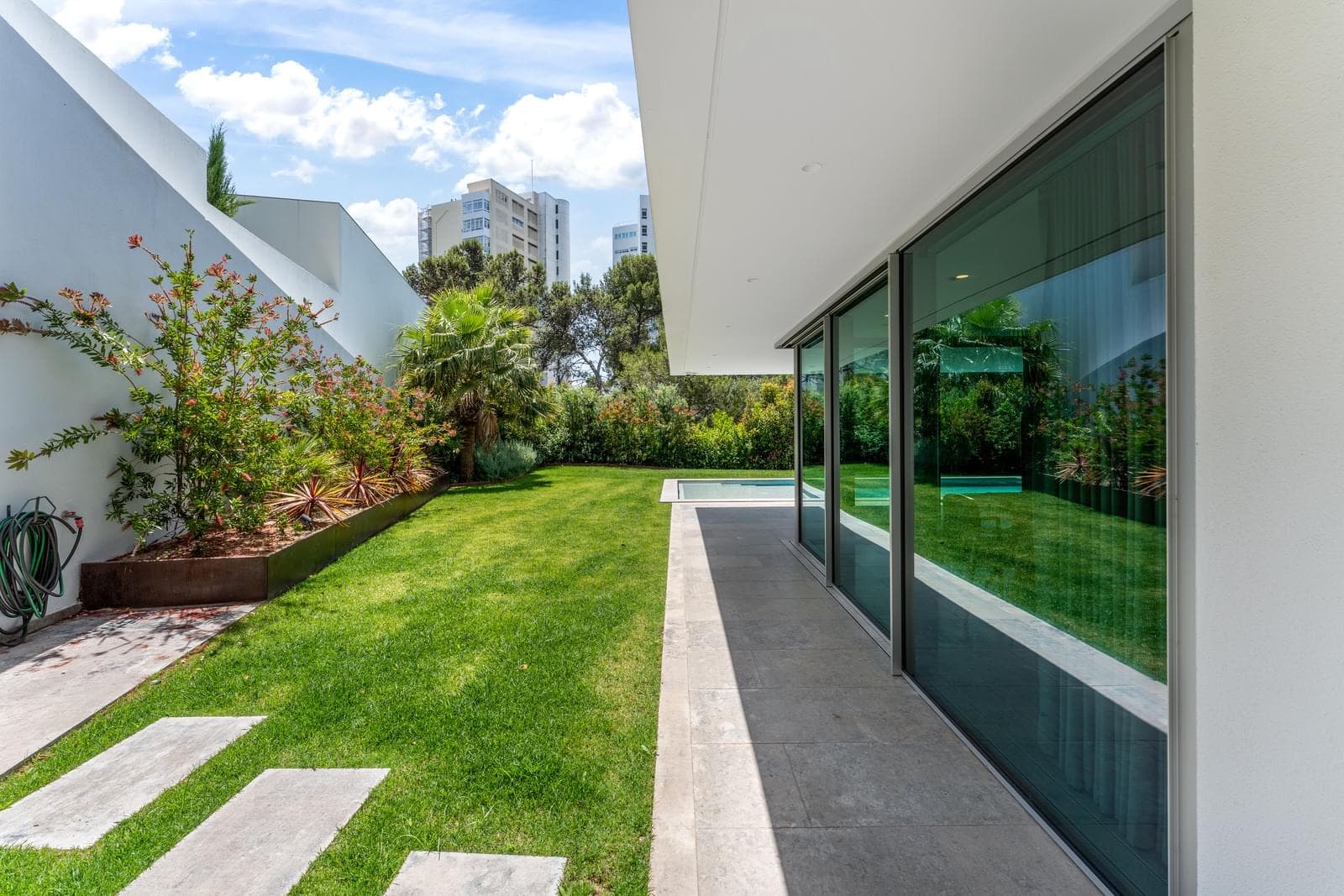 Moradia T4 com piscina, Cascais - Imagem 17
