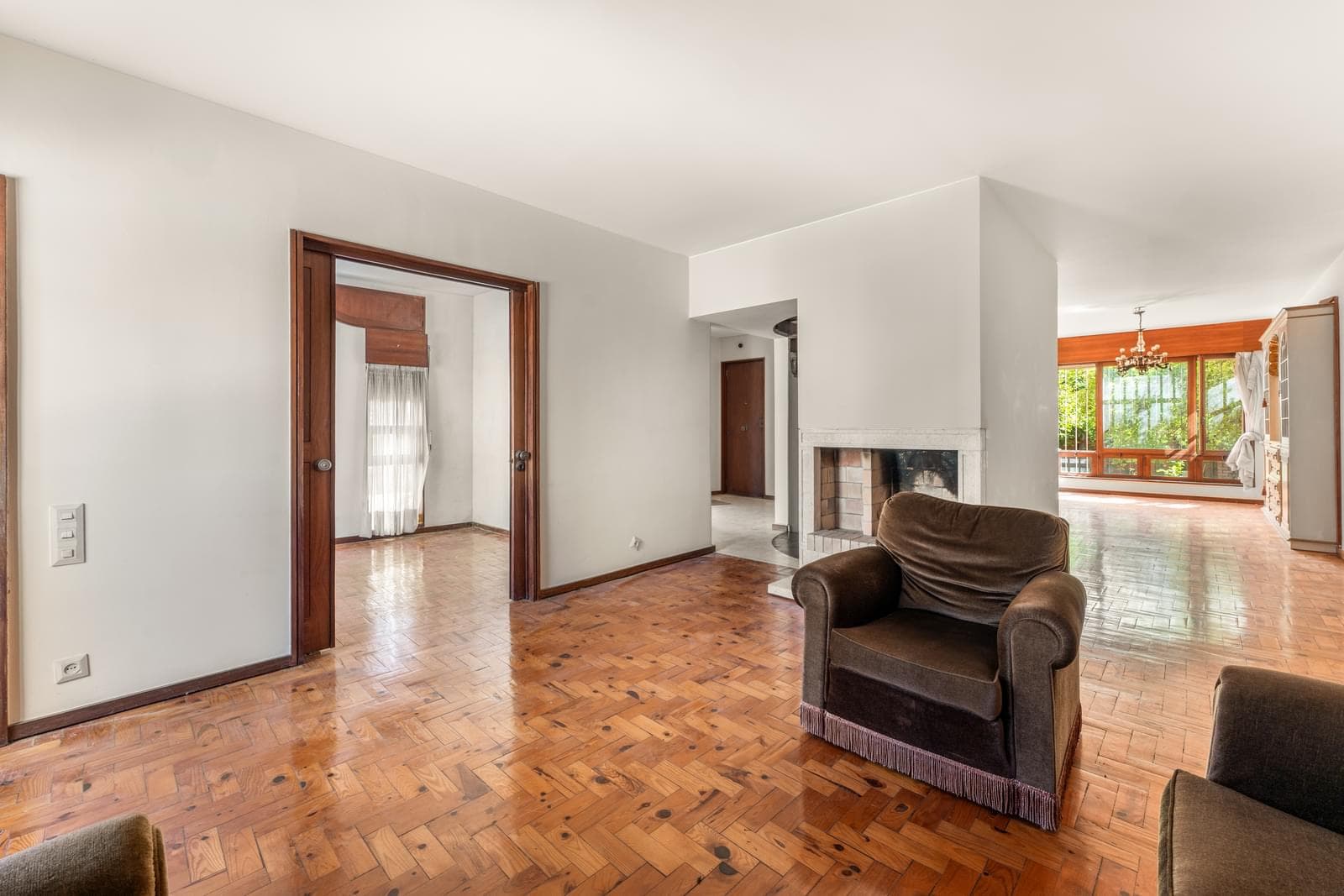 Moradia Geminada T5 com jardim, Nova Queijas, Oeiras - Imagem 7
