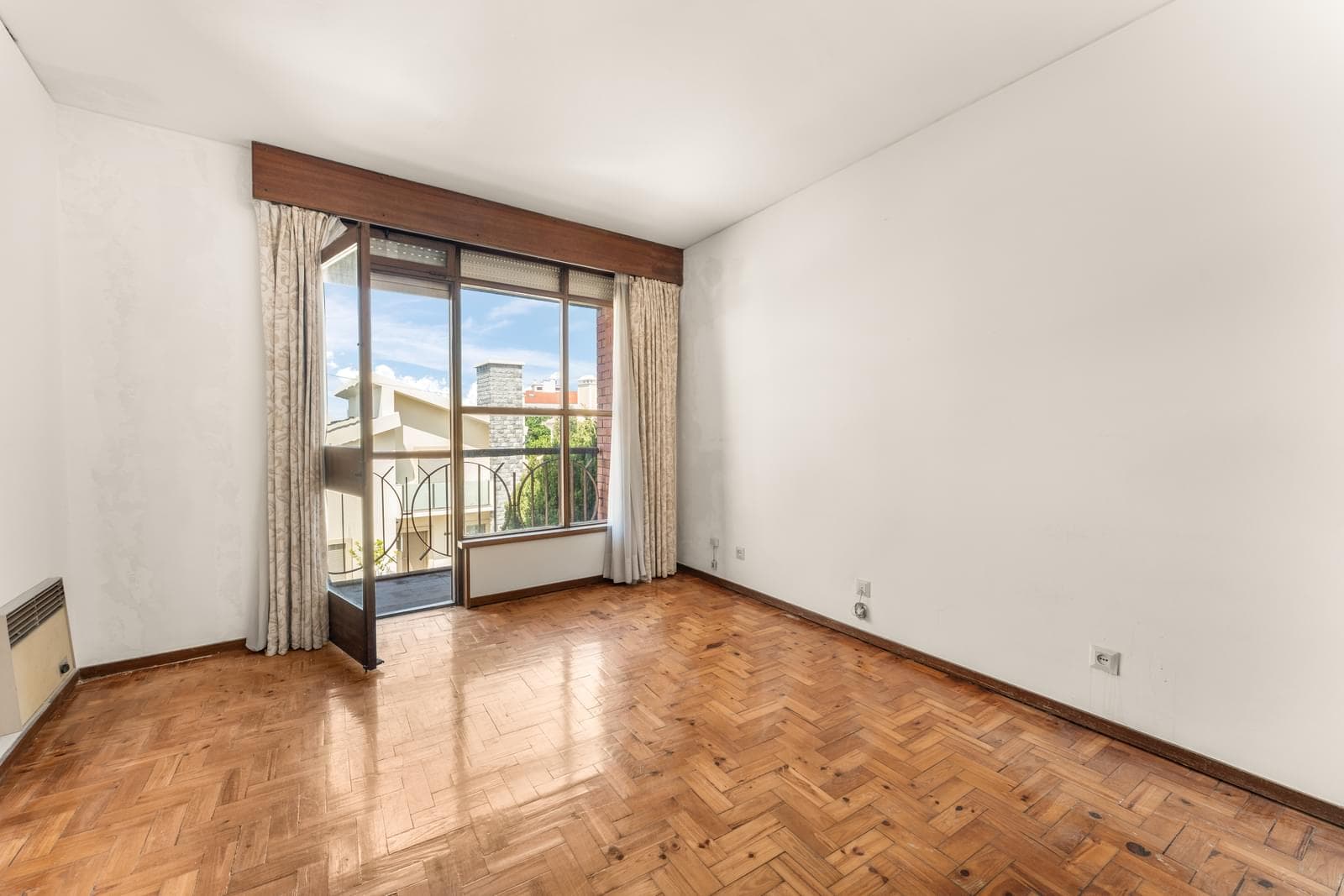 Moradia Geminada T5 com jardim, Nova Queijas, Oeiras - Imagem 19