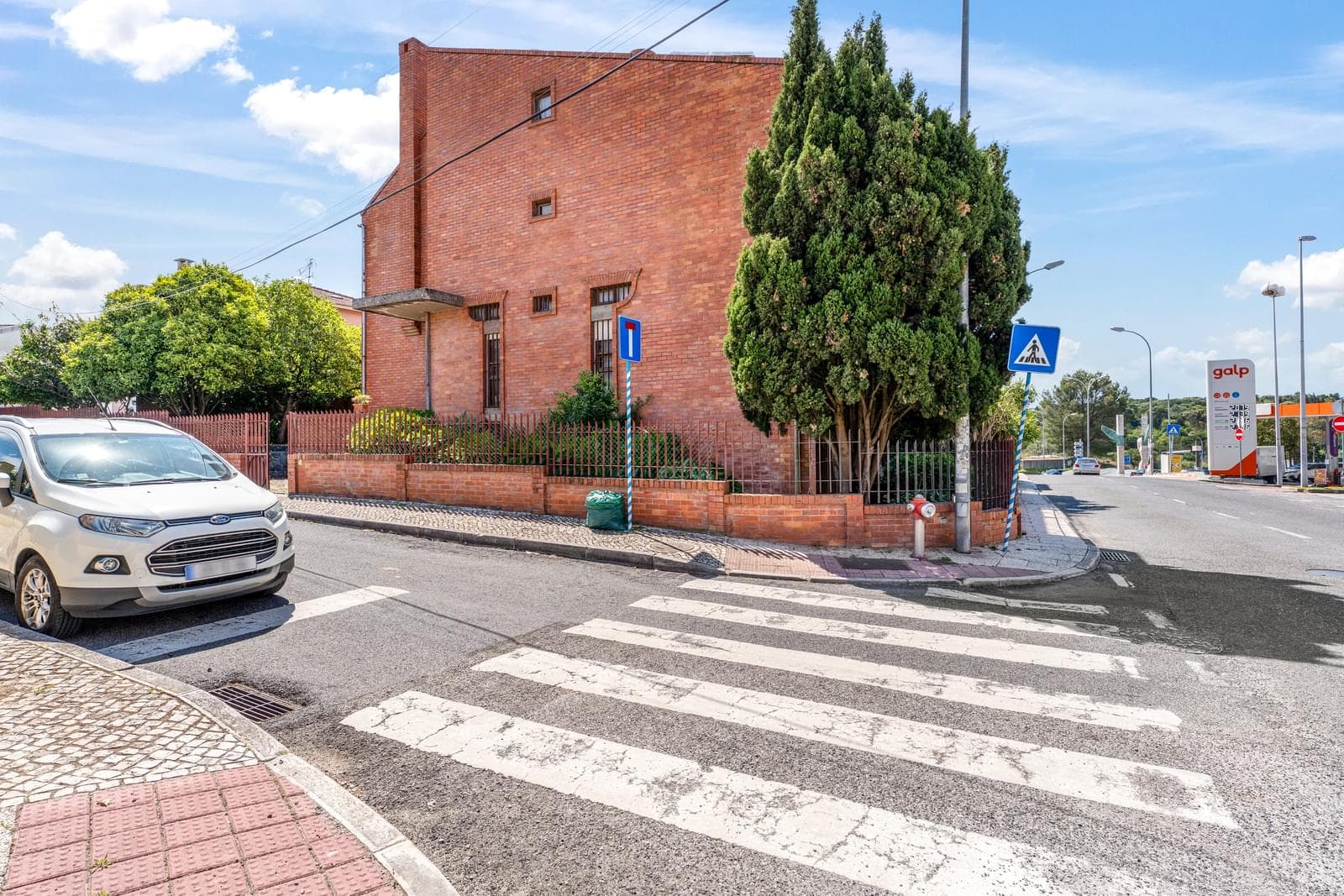 Moradia Geminada T5 com jardim, Nova Queijas, Oeiras - Imagem 5