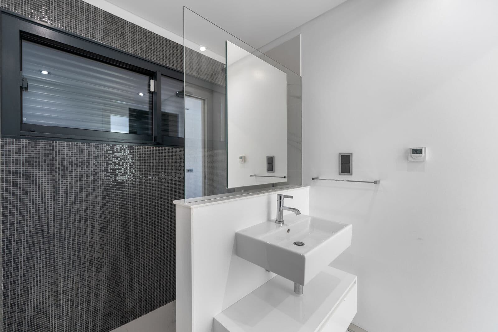 Moradia Isolada T5 com piscina, Estoril, Cascais - Imagem 21