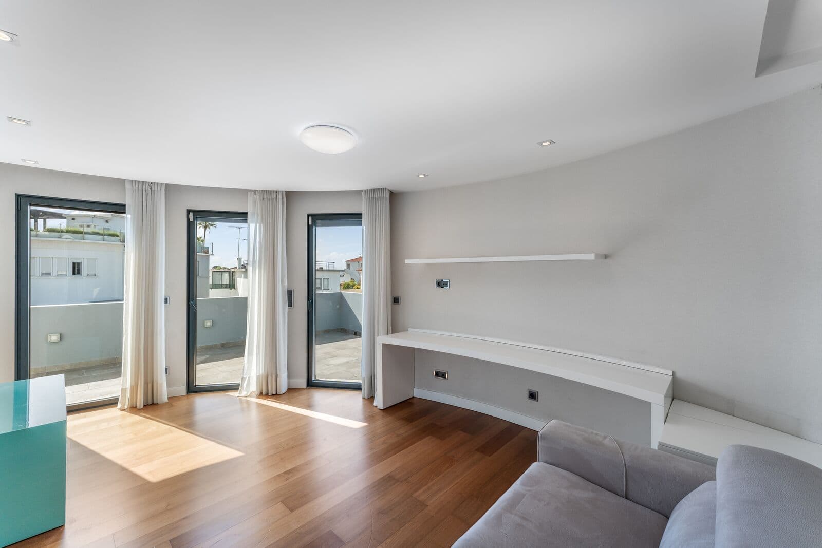 Moradia Isolada T5 com piscina, Estoril, Cascais - Imagem 25