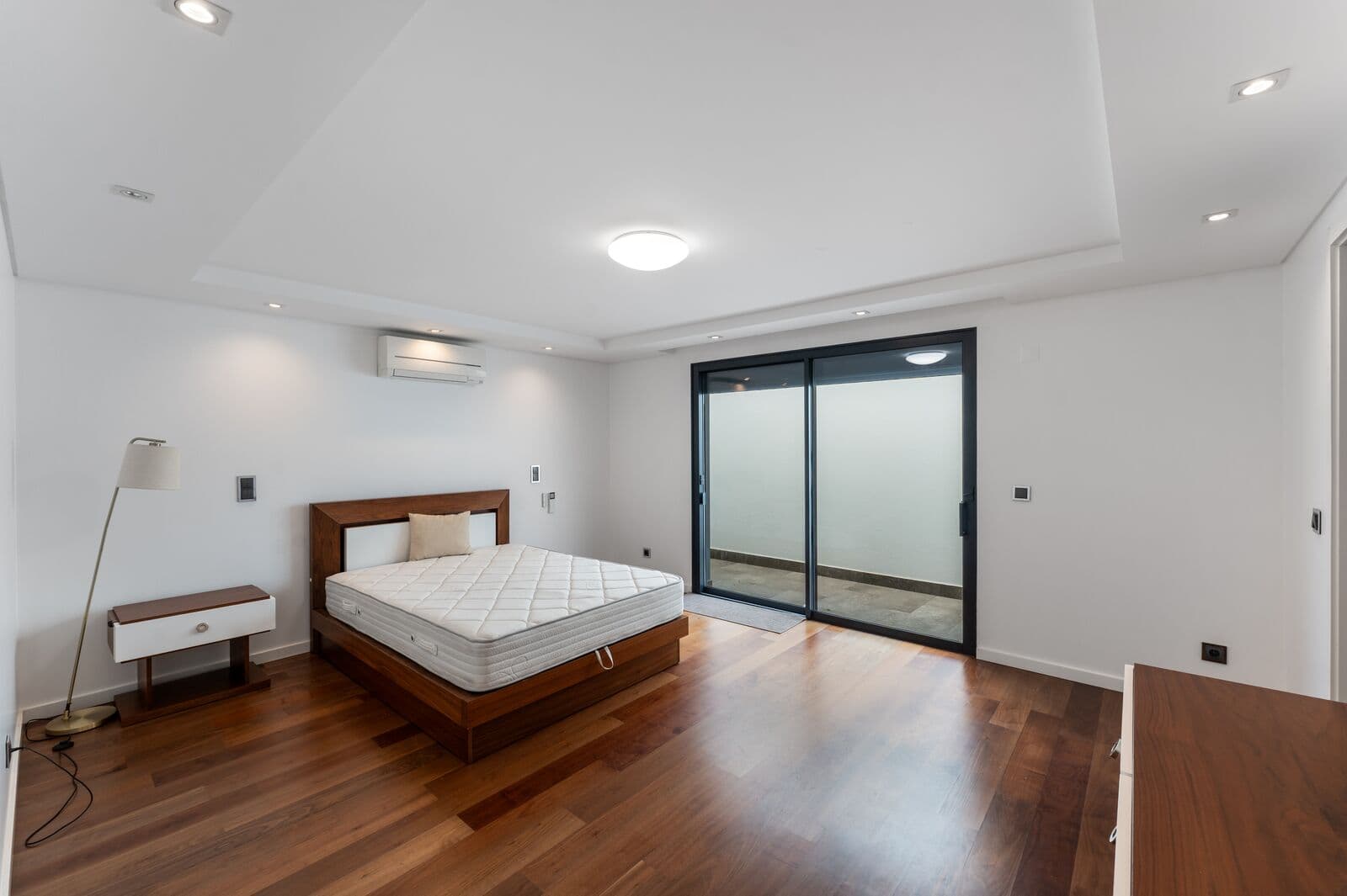 Moradia Isolada T5 com piscina, Estoril, Cascais - Imagem 30