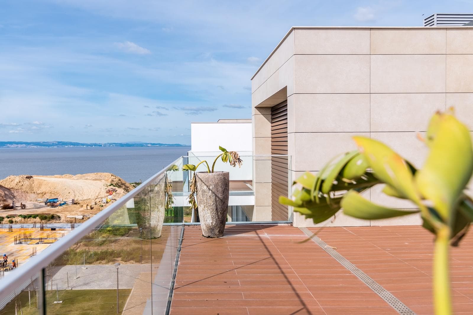 Duplex T4 com piscina, Alcochete - Imagem 45