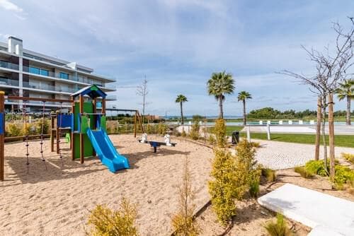 PF40768 - Duplex T4 com piscina, Alcochete - Imagem 49
