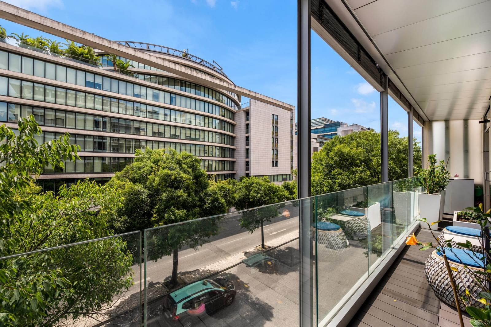 1 Bedroom Apartment with a view - Image 33
