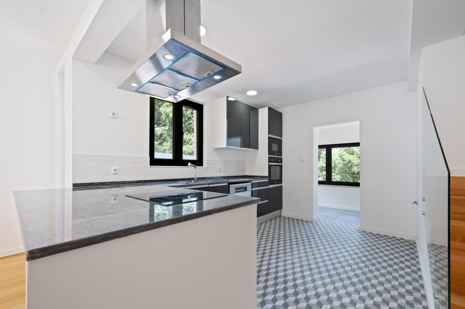 Moradia Isolada T4 com piscina, Azeitão, Setubal - Imagem 10