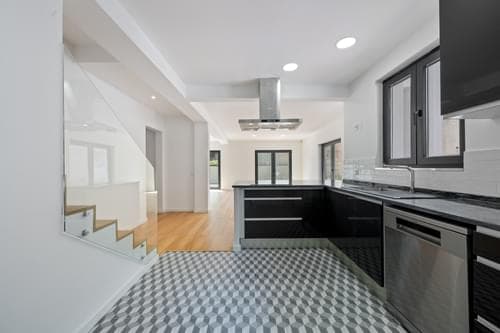 PF40785 - Moradia Isolada T4 com piscina, Azeitão, Setubal - Imagem 11