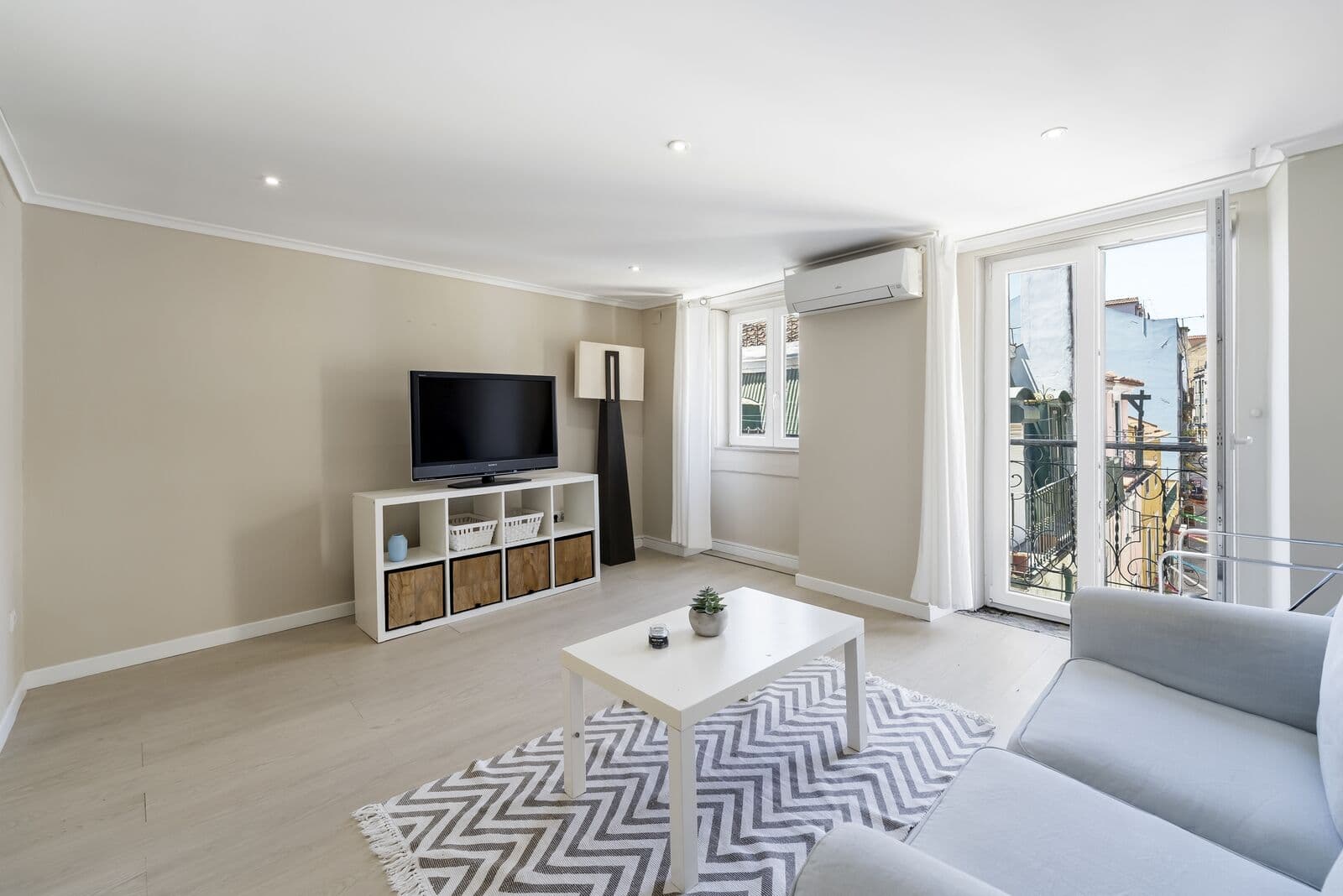 Apartamento T1 com vista, Santos, Lisboa - Imagem 4