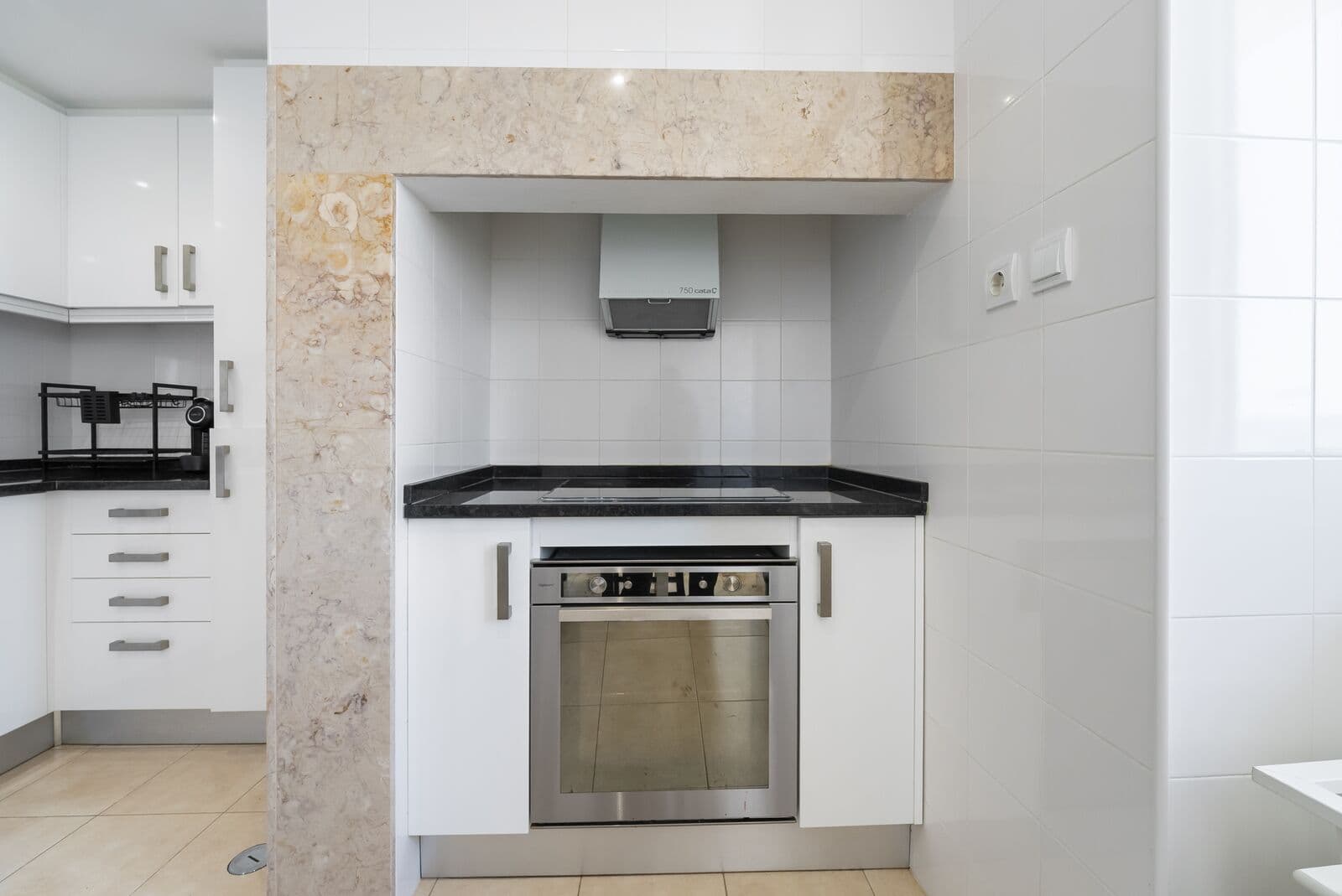 Apartamento T1 com vista, Santos, Lisboa - Imagem 14