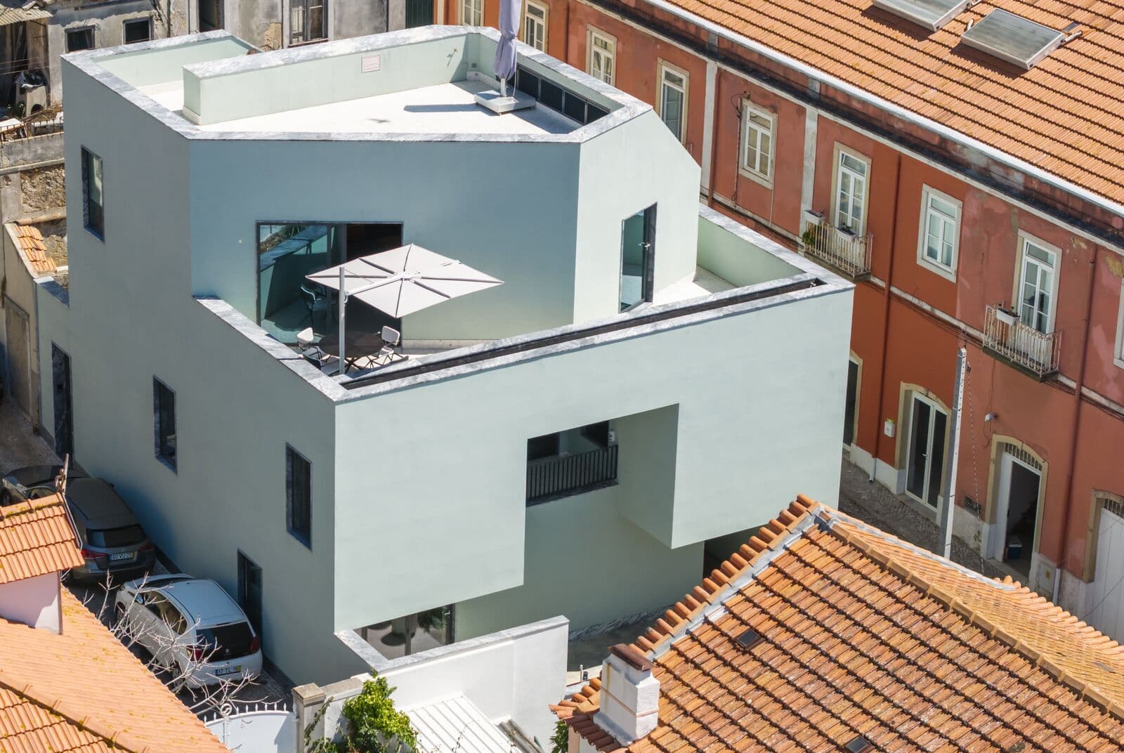 Moradia T4 com jardim, Estoril, Cascais - Imagem 1