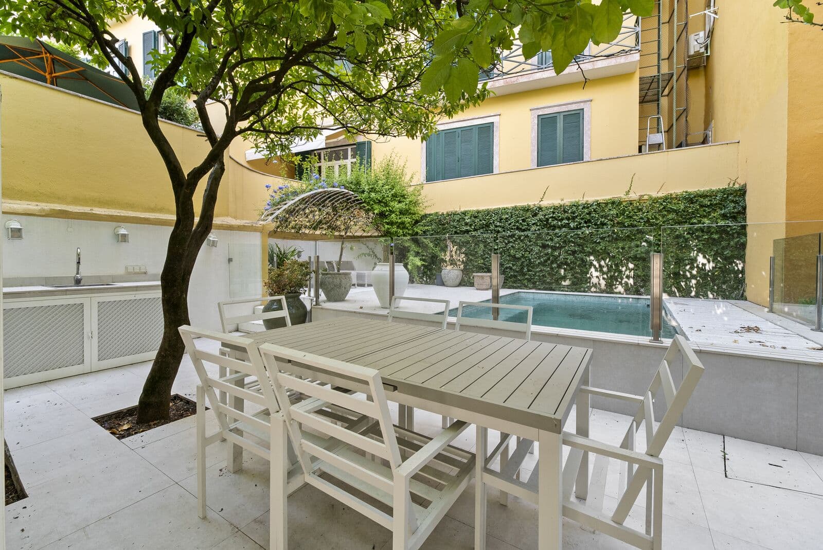 Duplex T3 + 1 com piscina, Estrela, Lisboa - Imagem 3