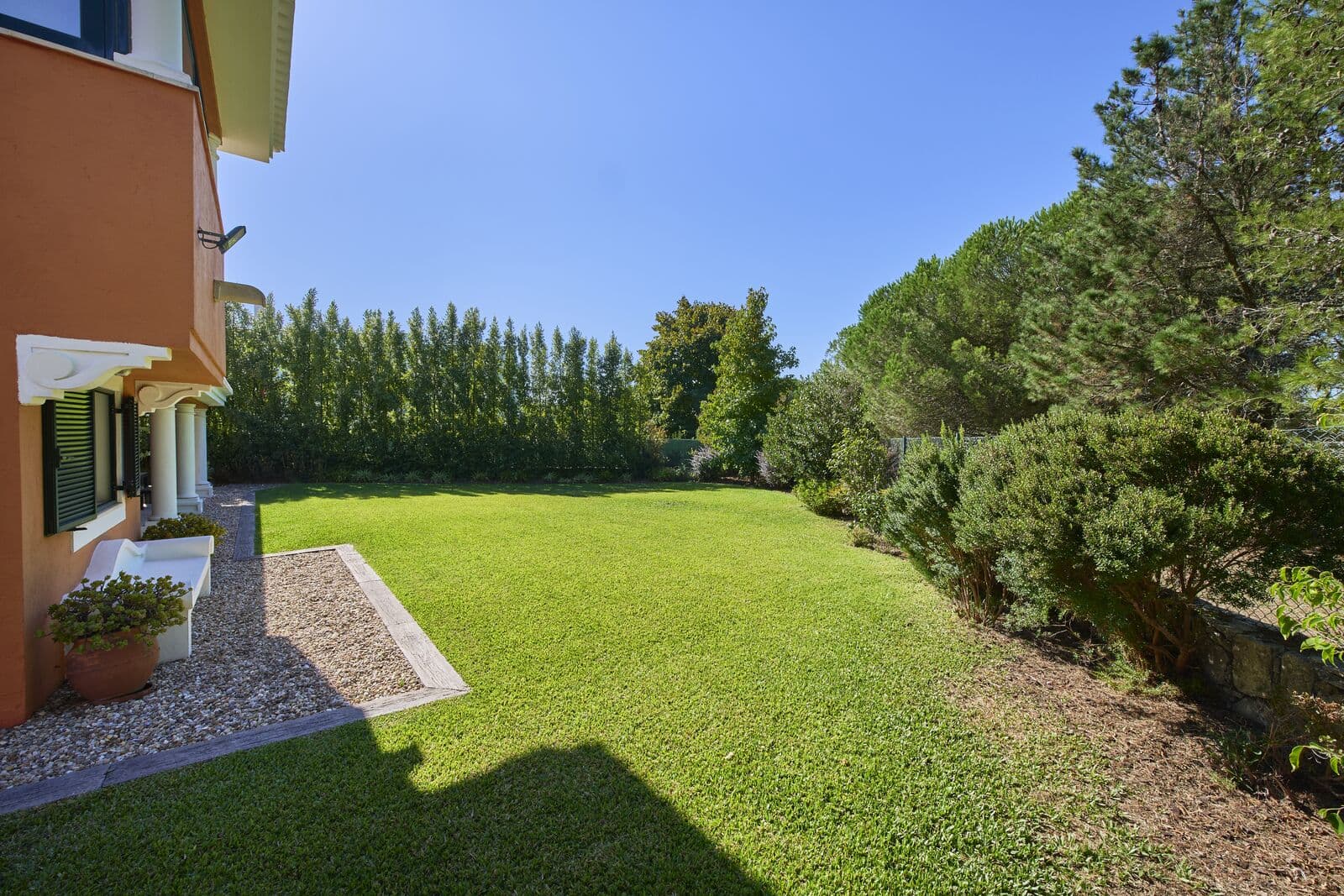 Moradia T4 + 2 com jardim, Quinta da Beloura, Sintra - Imagem 5