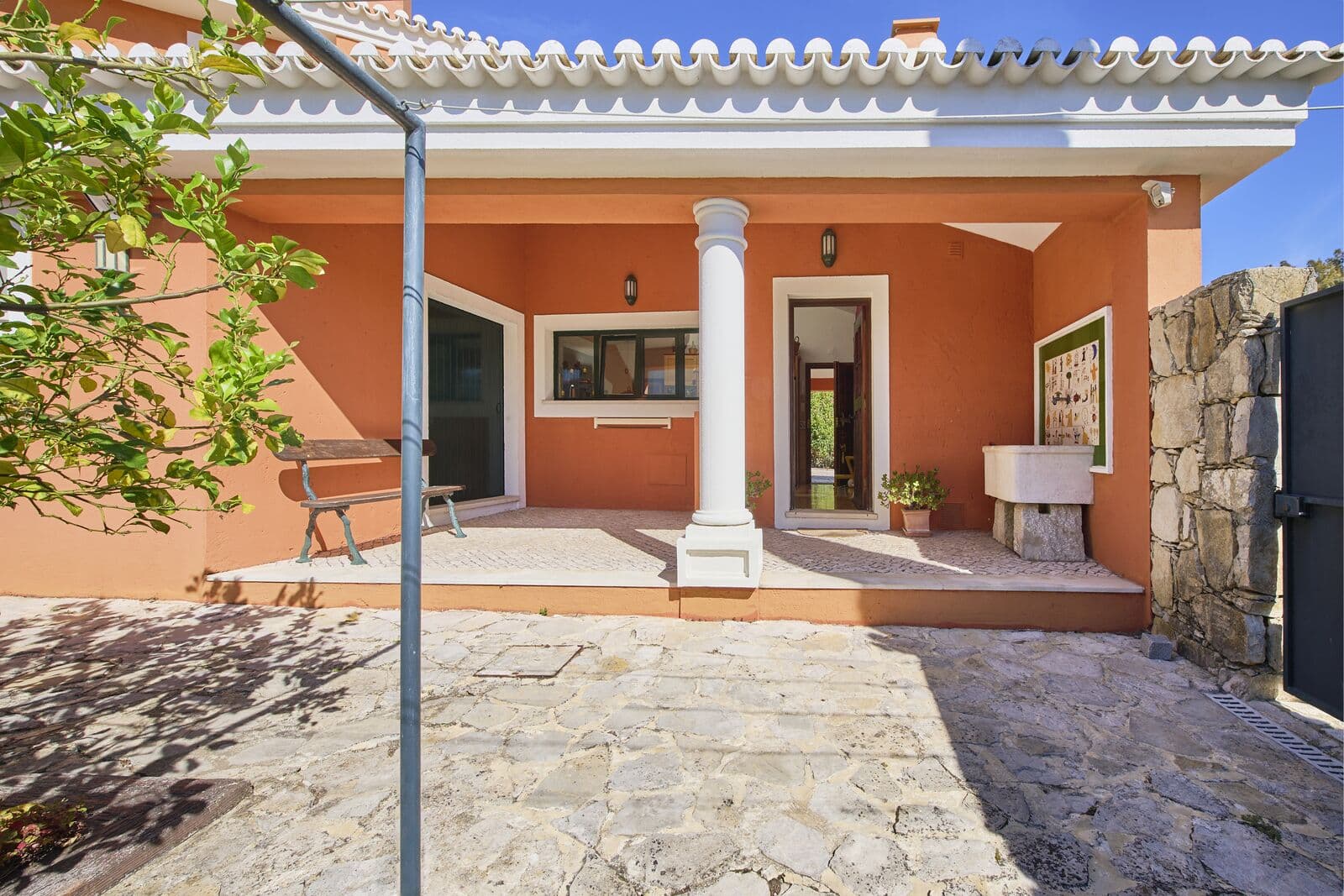 Moradia T4 + 2 com jardim, Quinta da Beloura, Sintra - Imagem 3