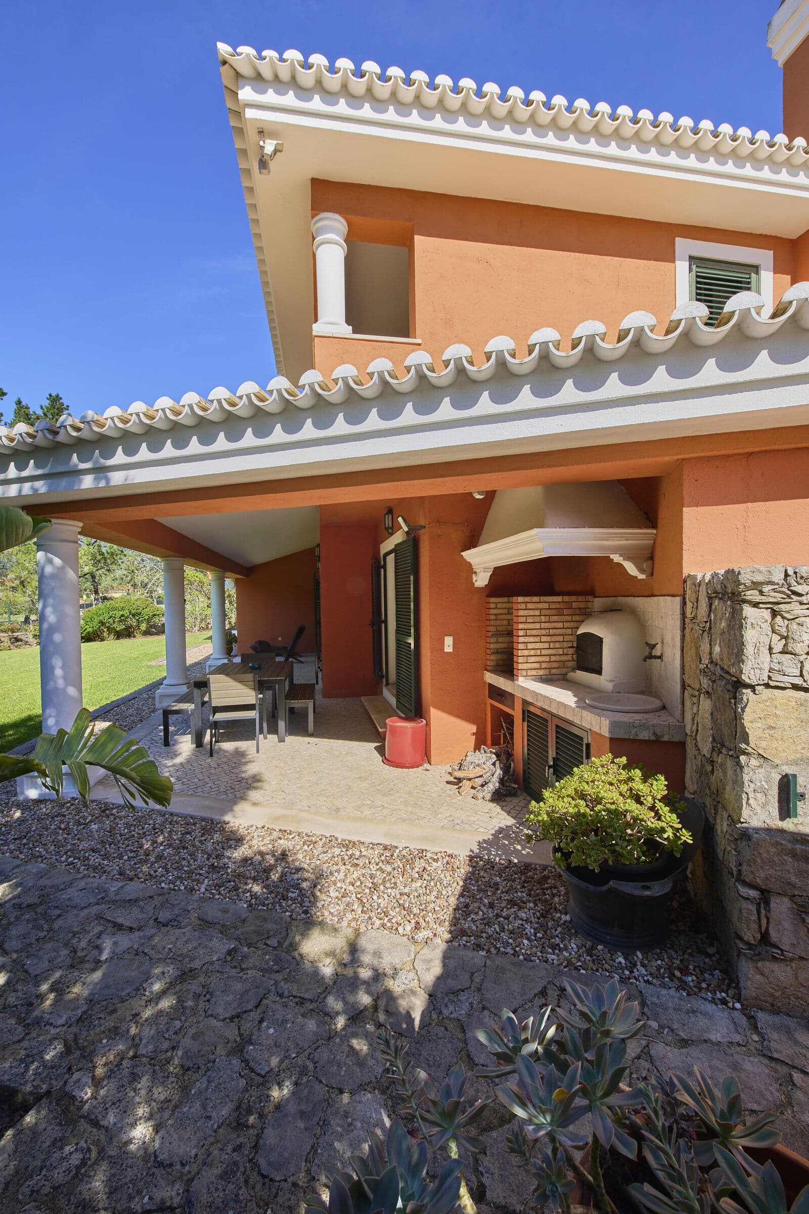 Moradia T4 + 2 com jardim, Quinta da Beloura, Sintra - Imagem 12