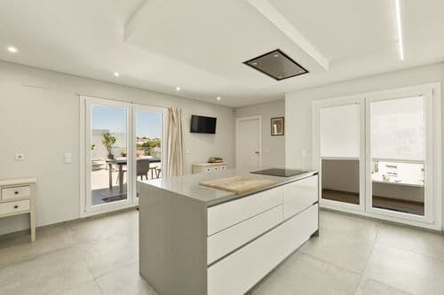 PF41077 - Penthouse T4 com vista, Linda-a-Pastora Queijas, Oeiras - Imagem 32