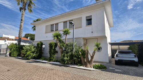 PF41088 - Moradia Isolada T3 + 1 com jardim, Alvide, Cascais - Imagem 1