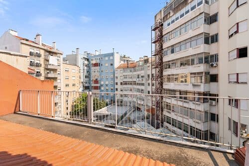 PF41089 - Apartamento T1 com vista, El Corte Inglés, Lisboa - Imagem 37