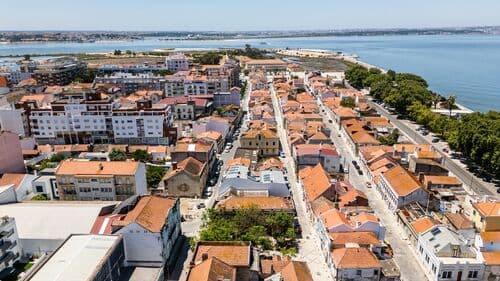 PF41092 - Prédio para reabilitação total com projeto no Barreiro - Imagem 25