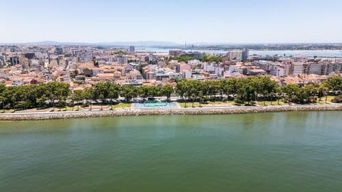 PF41092 - Prédio para reabilitação total com projeto no Barreiro - Imagem 28