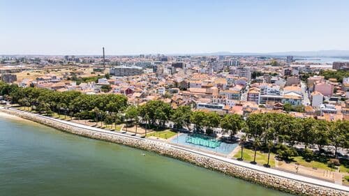 PF41092 - Prédio para reabilitação total com projeto no Barreiro - Imagem 4