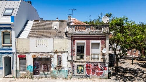 PF41092 - Prédio para reabilitação total com projeto no Barreiro - Imagem 9