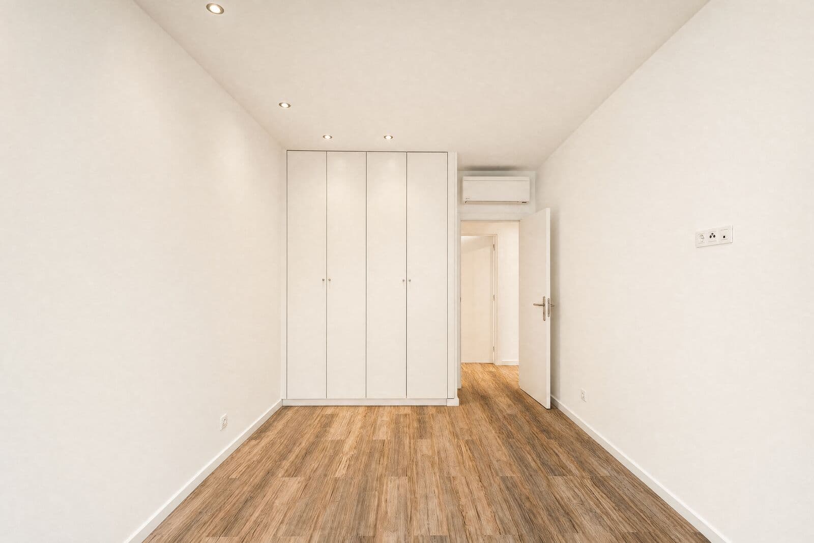 Apartamento T4 com estacionamento, Roma, Lisboa - Imagem 22
