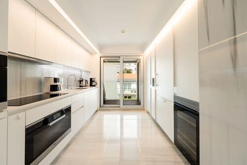 PF41139 - 3 Bedroom Penthouse with swimming pool, Monte Estoril, Cascais - Image 11