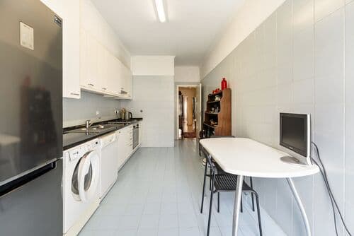 PF41164 - Apartamento T2 com estacionamento, Avenidas Novas, Lisboa - Imagem 9