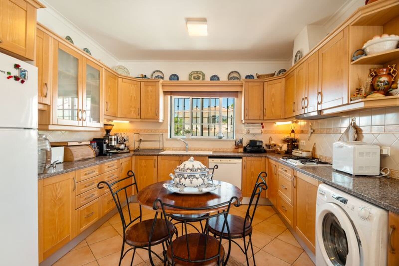 Moradia T4 + 1 com piscina, Vilamoura, Loulé - Imagem 10