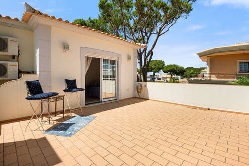 PF41205 - Moradia T4 + 1 com piscina, Vilamoura, Loulé - Imagem 19