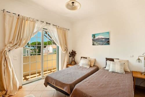 PF41205 - Moradia T4 + 1 com piscina, Vilamoura, Loulé - Imagem 21