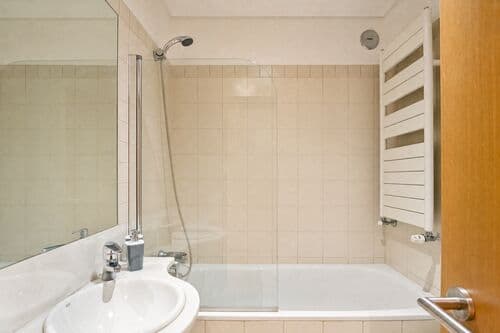 PF41207 - Apartamento T2 com jardim, Lisboa - Imagem 22
