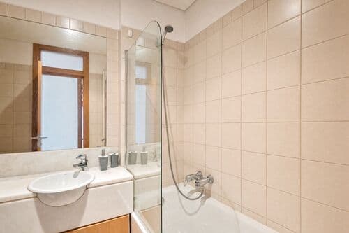 PF41207 - Apartamento T2 com jardim, Lisboa - Imagem 24