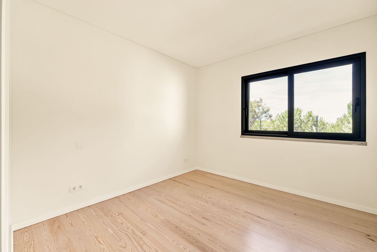 Apartamento T3 com jardim - Imagem 17