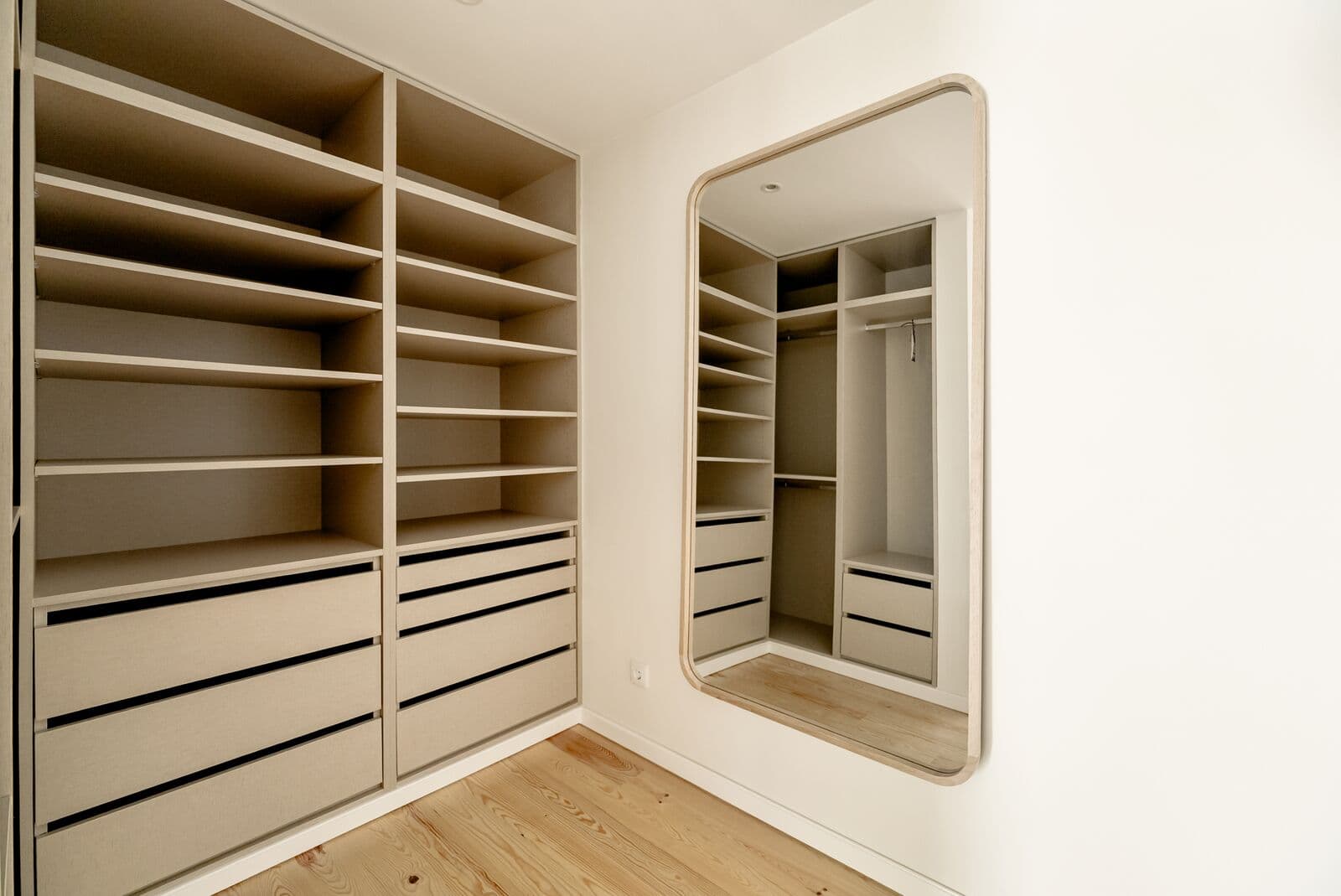 Apartamento T3 com jardim - Imagem 25