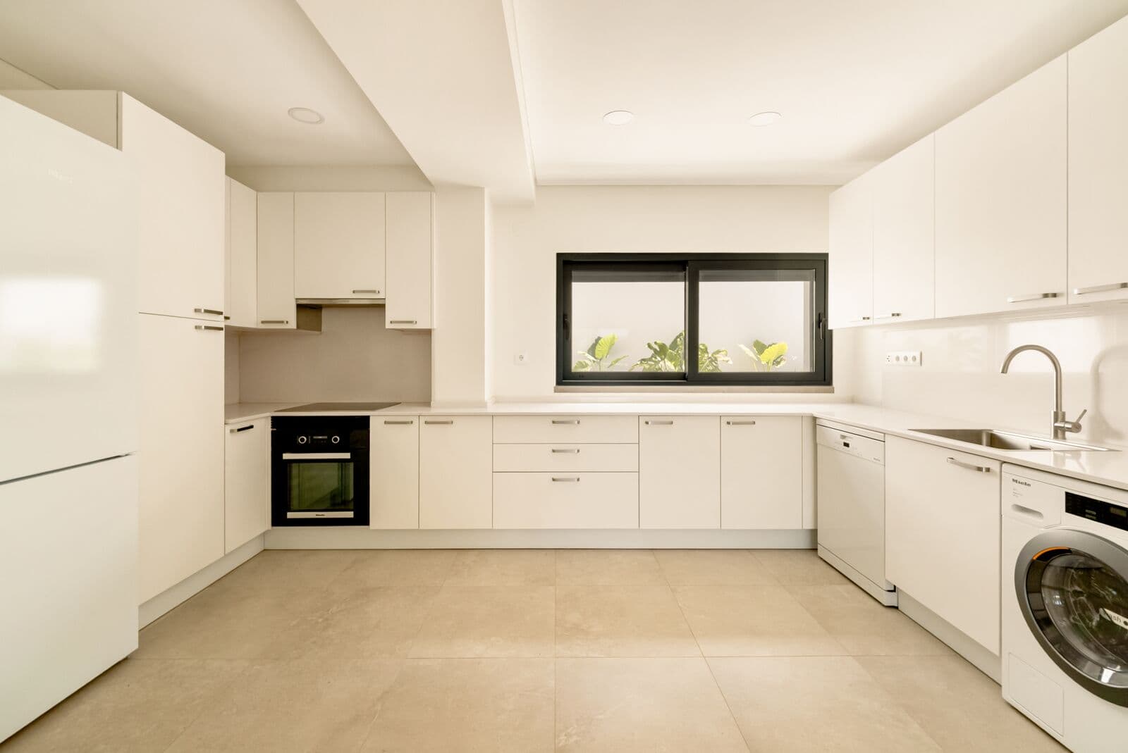 Apartamento T3 com jardim - Imagem 10