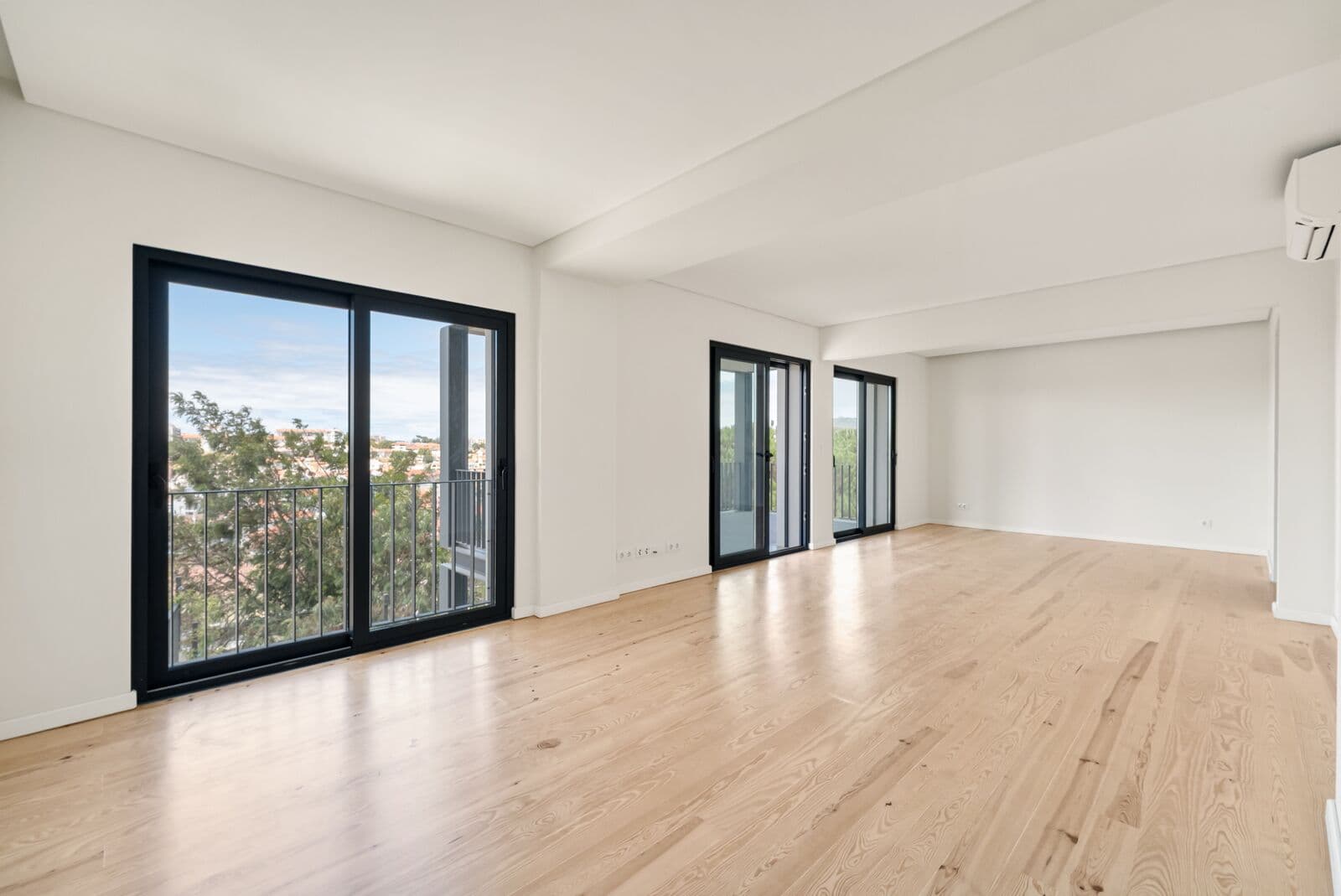 Apartamento T3 com vista - Imagem 6