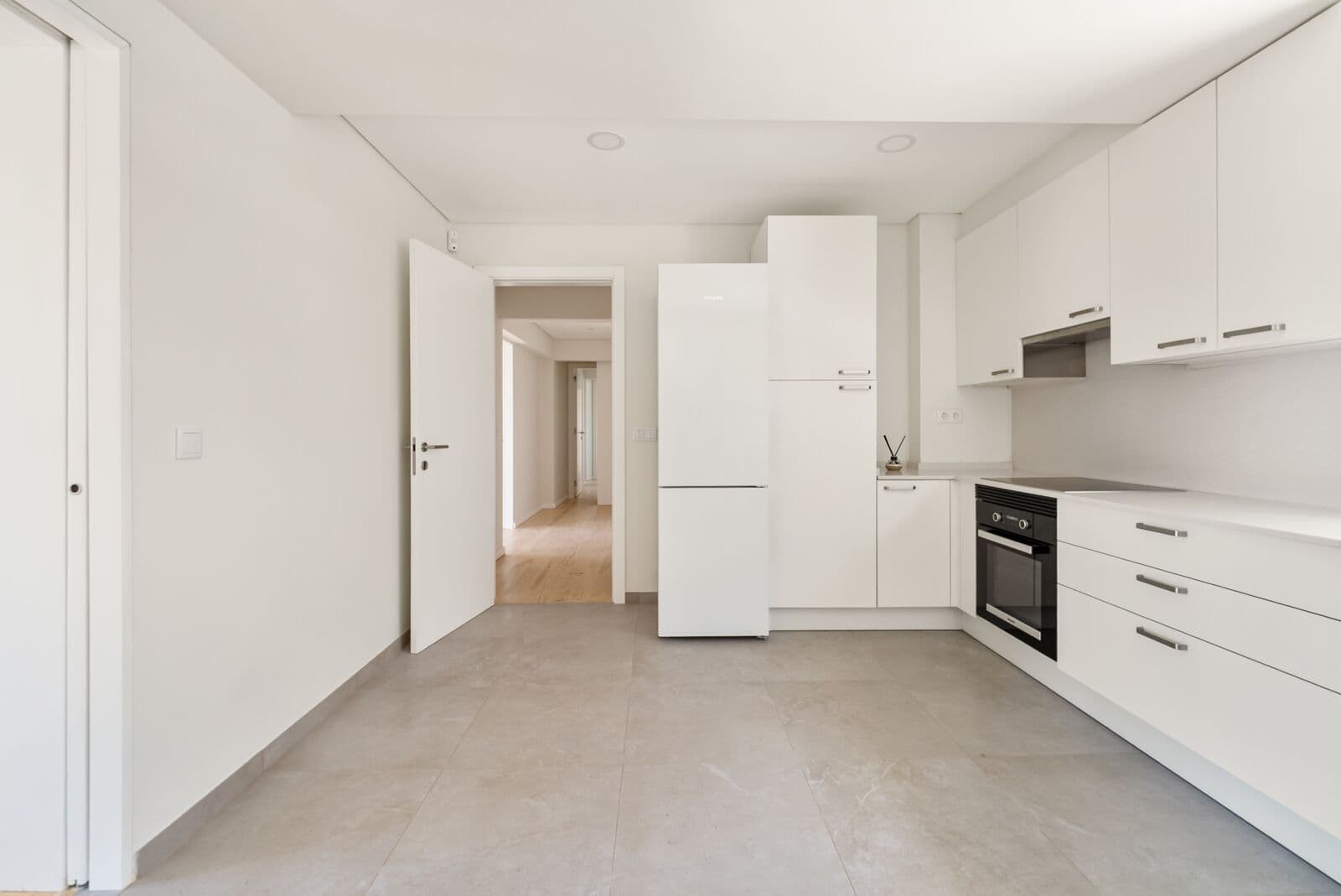 Apartamento T3 com vista - Imagem 8