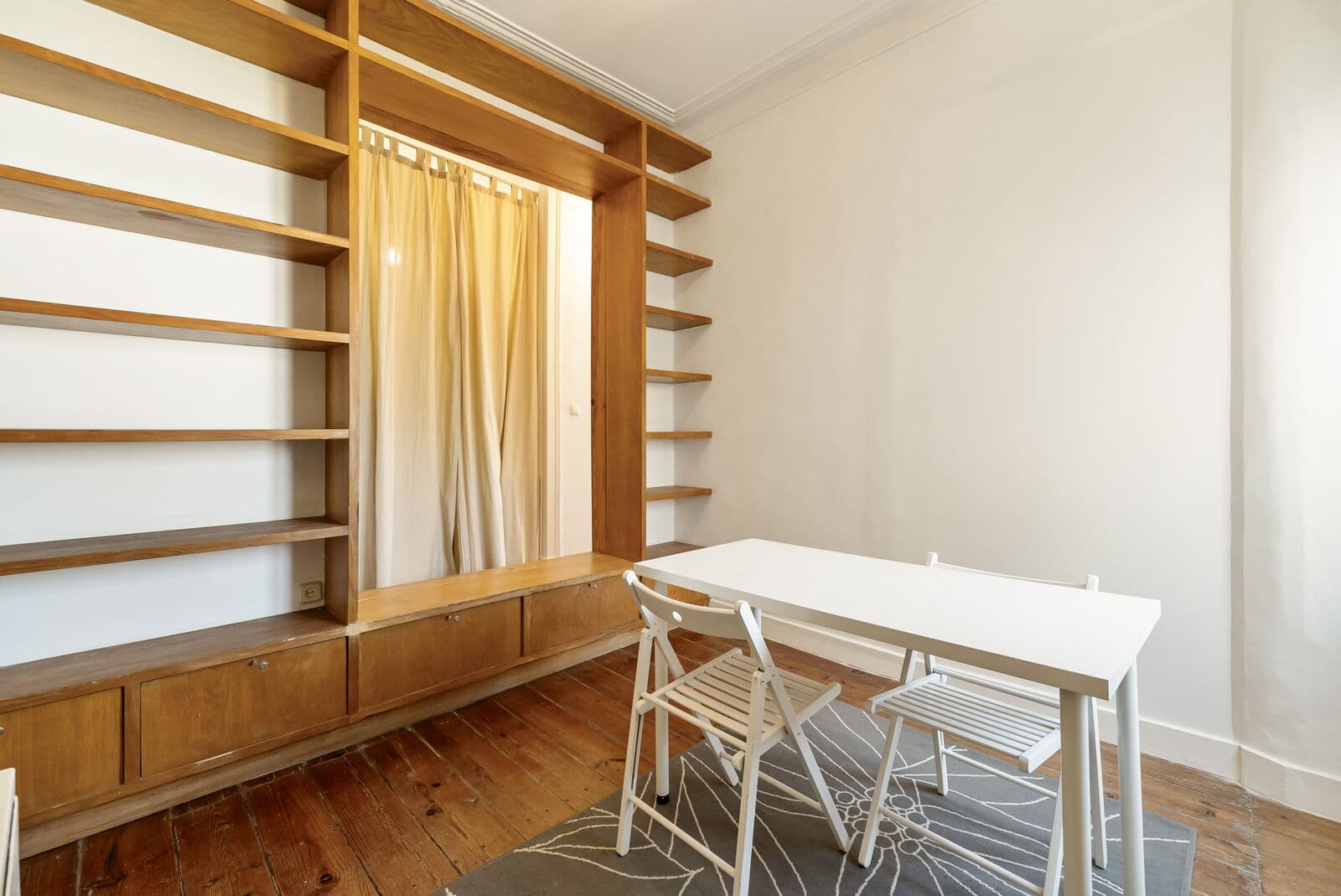 Apartamento T2 com vista, Mouraria, Lisboa - Imagem 16