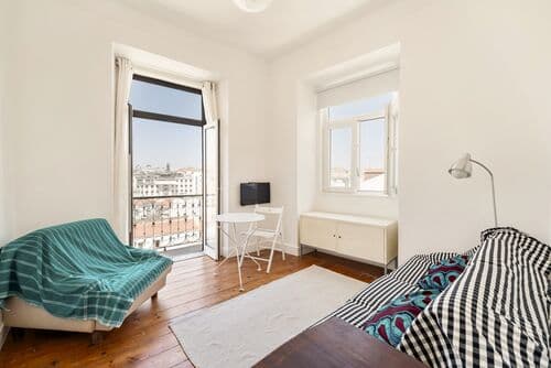 PF41276 - Apartamento T2 com vista, Mouraria, Lisboa - Imagem 3