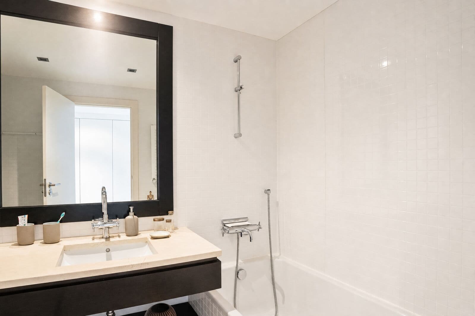 Apartamento T4 com estacionamento, Quinta dos Alcoutins, Lisboa - Imagem 29