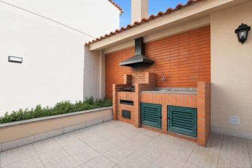 PF41310 - Moradia T5 + 1 com piscina, Parede, Cascais - Imagem 9