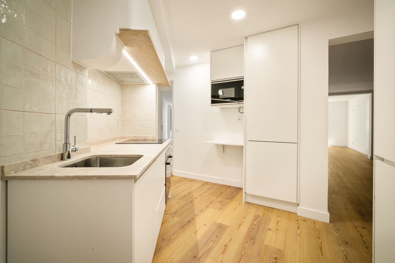 Apartamento T1 remodelado, Príncipe Real, Lisboa - Imagem 16
