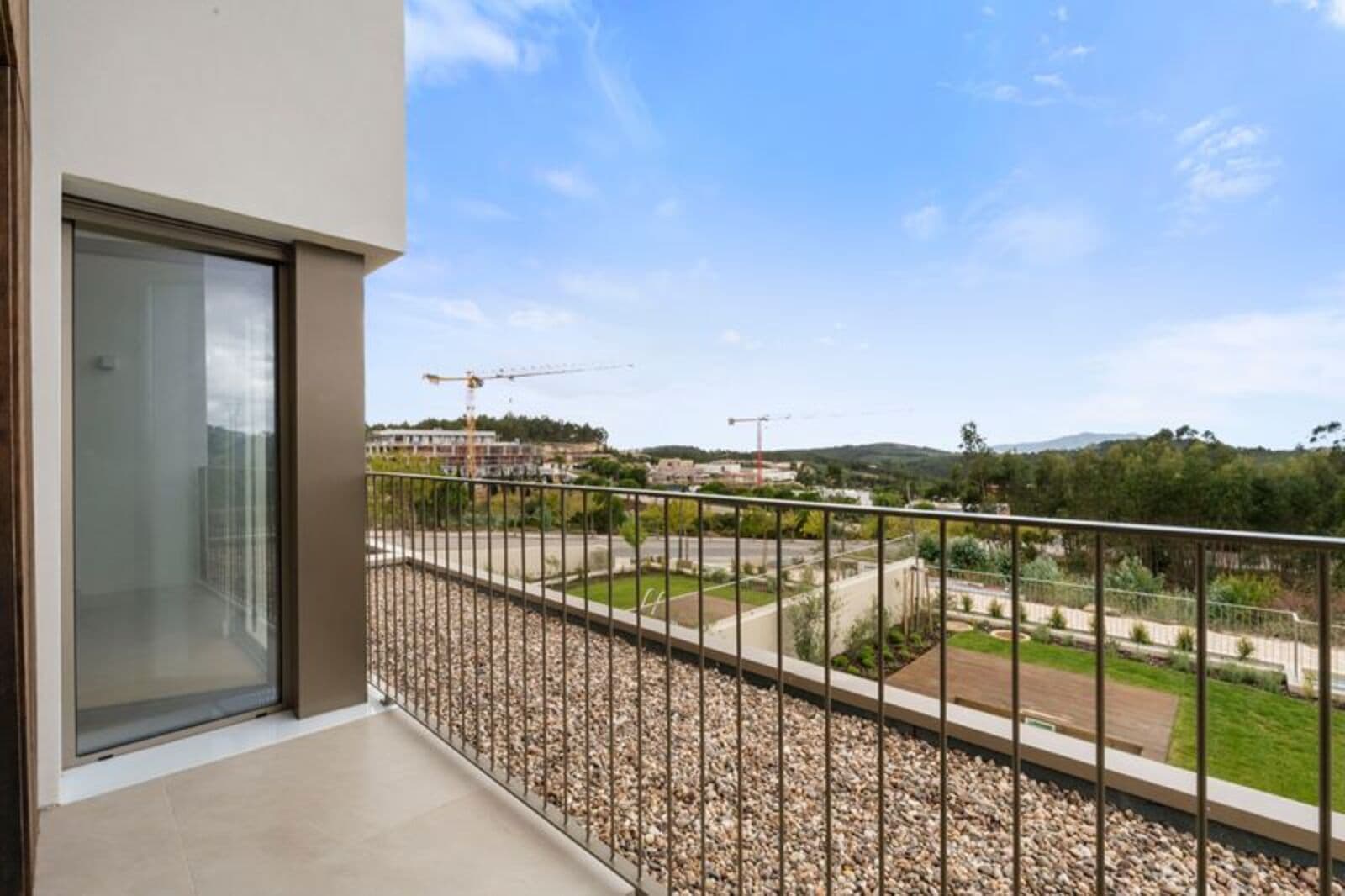 Moradia em Banda T4 com piscina, Belas Clube de Campo, Sintra - Imagem 22