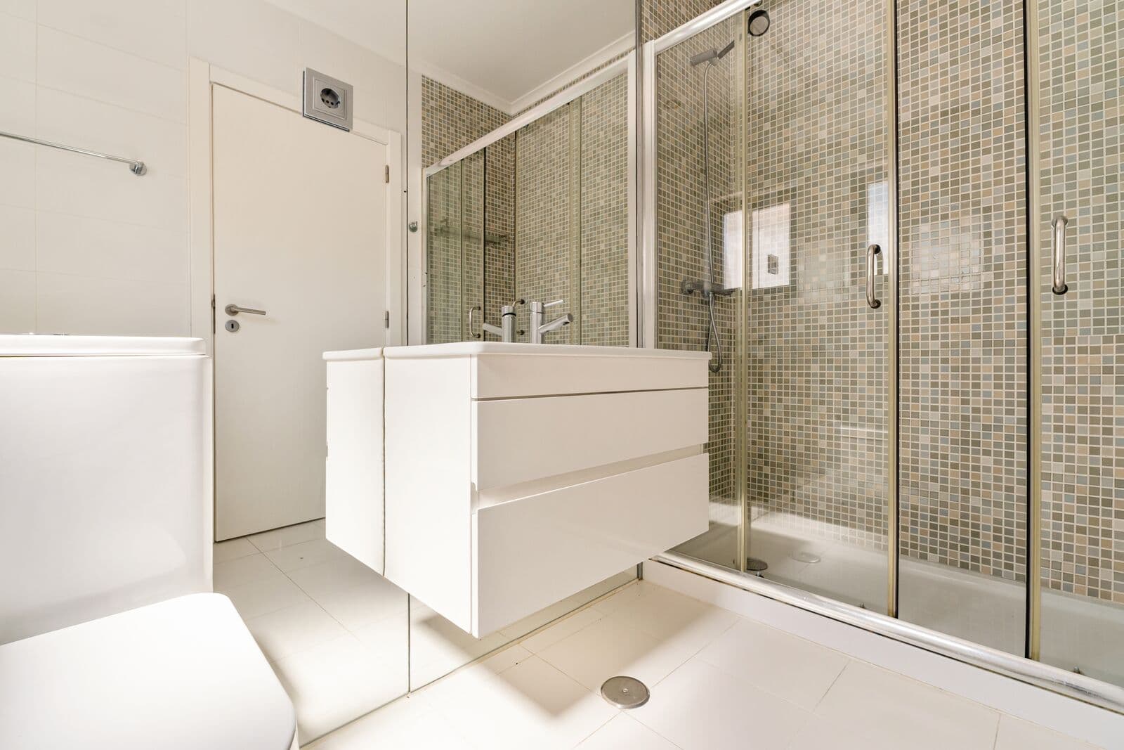 Moradia T4 com jardim, Gandarinha, Cascais - Imagem 25