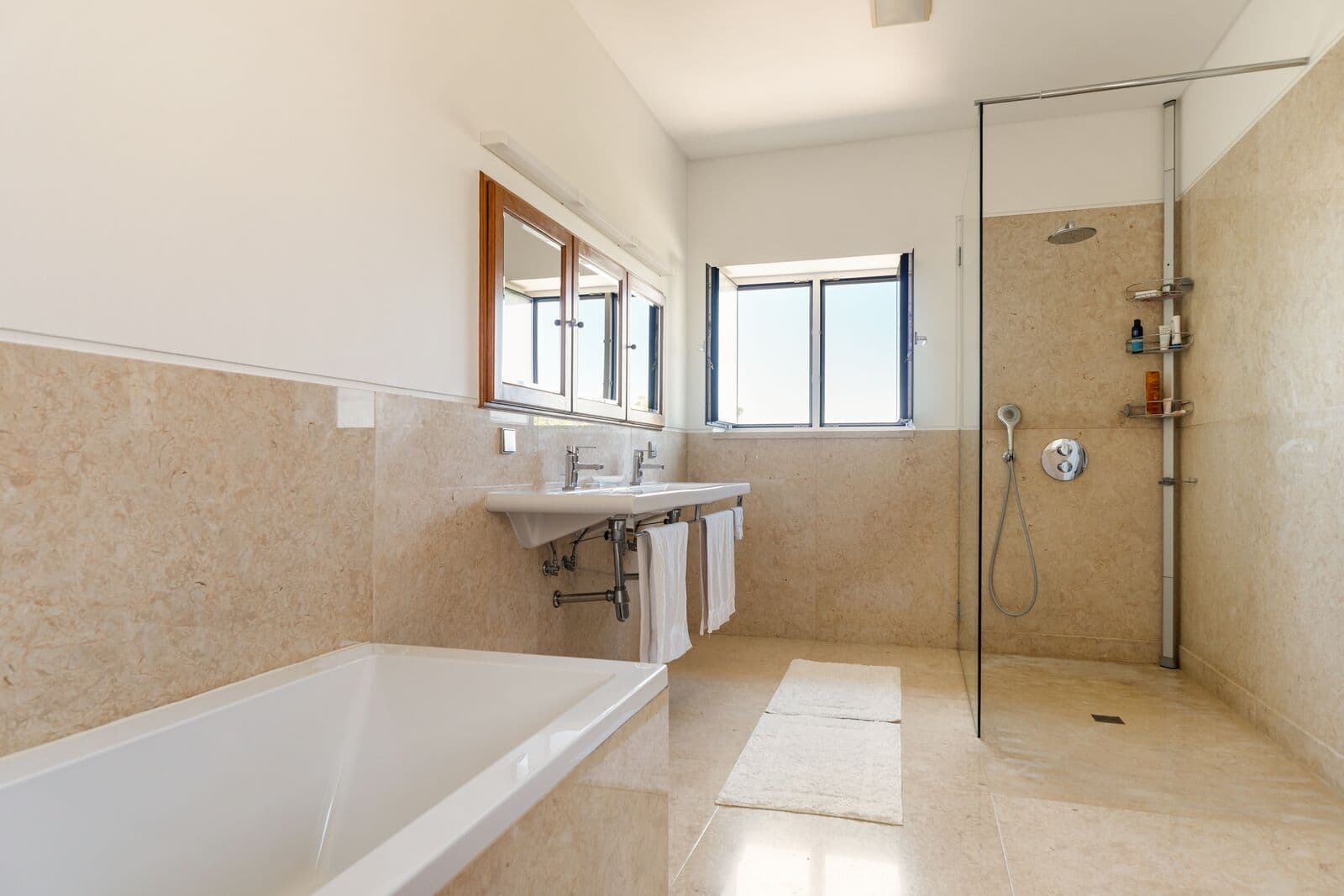 Moradia T4 + 6 com piscina, Sintra - Imagem 24